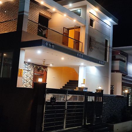 Jo'S Homestay Tiruvannāmalai Εξωτερικό φωτογραφία